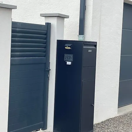 Chez Olivier Et Damien Bed & Breakfast *